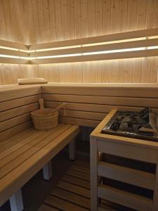 NEW Villa Bombovi dvori with Pool, Gym & Sauna