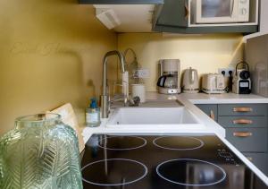 Le Soleil - Résidence avec piscine et parking - 15 min des plages