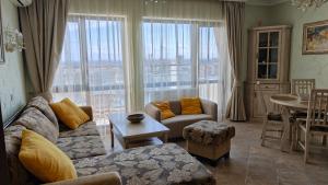 Luxury Sea Sunset Deluxe Apartment