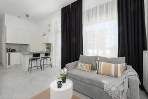 Nowoczesne Apartamenty Typu Studio z Parkingiem by Noclegi Renters