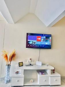 Bstan Deluxe Beachfront