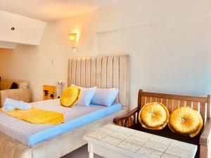 Bstan Deluxe Beachfront