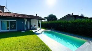 Villa con piscina piano unico - PESCA