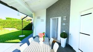 Villa con piscina piano unico - PESCA