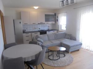 Apartment Maestral