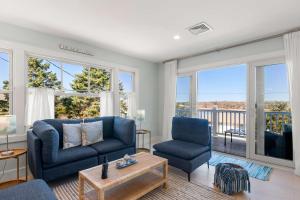 Short Walk to Water Mins to Nauset Beach AC