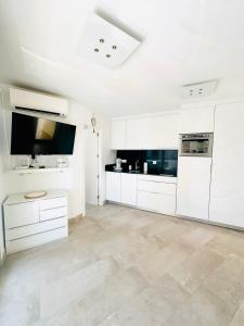 Calpe estudio reformado 4 min de la playa balcon wifi aire