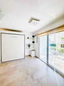 Calpe estudio reformado 4 min de la playa balcon wifi aire