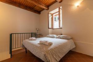 Spacious home near Orta, 8min