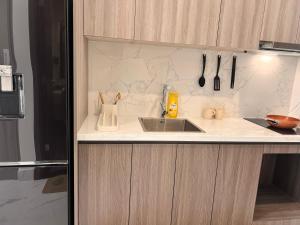 Vinhomes Grand Park Homestay - The Opus One