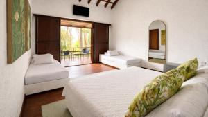 Hotel Acantilado de La Tierra by On vacation