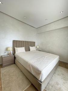 Apparently spacious with a full sea view 101