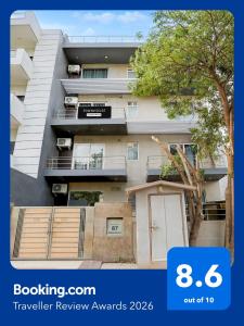 Townhouse Sector 53 Golf Course Road