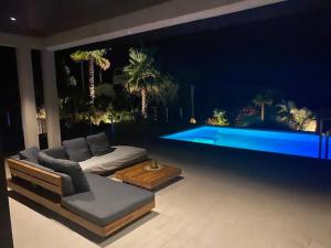 Villa de standing dans domaine privé avec vue mer