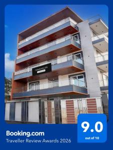 Super Townhouse Sector 93 Noida Expressway