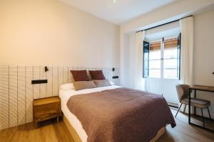 Apartamento Boutique con Balcones en Alfalfa