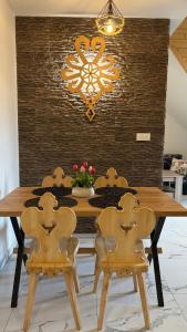 Widokowy Apartament - Pokoje Gościnne