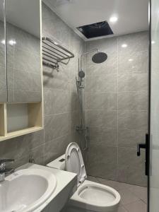 Smile Home, Phan Ke Binh Apartment near Lotte Center and the Japanese Embassy Phan Ke Binh Apartment ロッテセンターと日本大使館の近くPhan Ke Binh Apartment 롯데센터와 일본대사관 근처