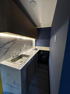 Apartaestudio comfort una planta con cocina barrio bosque