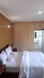 Chameleon Backpackers & Guesthouse