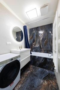 Arena Lake Apartment - VIVO & City w free parking