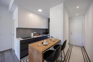 Casa de Sarina - Beautiful apartment w direct access to the pool