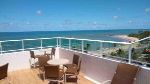 Vista Incrível Jacuzzi Flat na Orla de Piatã Salvador Bahia