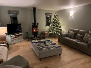 Greenwood - Stunning Scandinavian Style Home in the heart of Ballater Royal Deeside