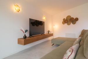 Casa dellAvvocato by Studio Vita - Free Garage