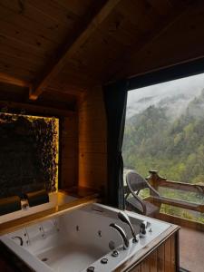 Maysa Suit Bungalov