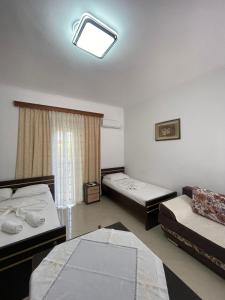 Villa Emanuel Ksamil Sarande