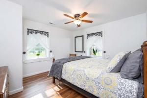 Hoots Cottage - Gazebo - Fire Pit - Prime Location - Family Friendly