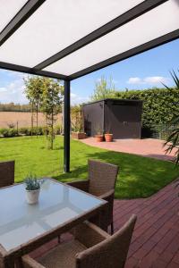 Ferienwohnung Cléo - 5 Minuten vom Schloss Dankern entfernt