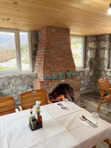 Rosi peak Guesthouse