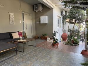 Electra Garden House