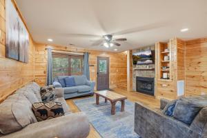 Memory Maker Lodge:Hot Tub, Multicade, Grill, MORE
