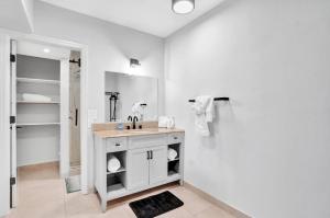 Modern Beach Getaway w Heated Pool & Parking