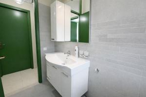 Pineta Green Retreat near the sea