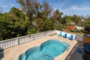 Casa Bella - Duck, Bayberry Bluffs, Ocean View, 500 Yds to Beach, Pool, Hot Tub, Playset, Pets OK