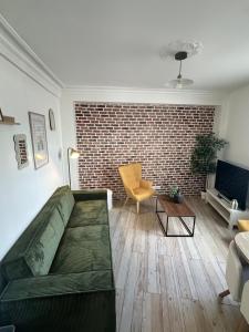 Maison 2Ch 2SDB Centre Laval WiFi