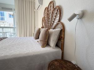 Sunlight Apartment - Apartamento soleado con balcón y piscina en el centro de Nerja