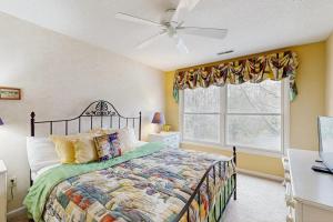 Sea Colony --- 21013 Greenway Ct.