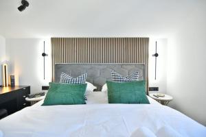 Luxury three-bedroom apartment Emerald