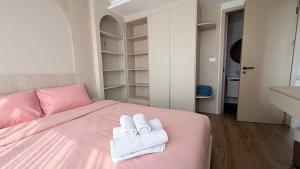 Kamala Beach Area 1BR Rooftop Pool & Gym, Shuttle