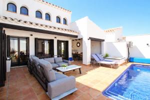 Villa del Alemán by Rental Olé
