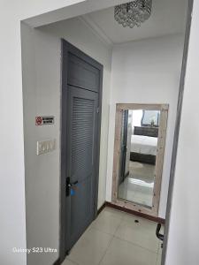 Luxury Apt New Kingston 24 hrs Security Pool