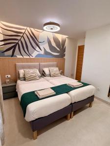 Sunny Escapes, Newly Renovated - Playa de las Americas