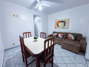 Apê Completo, AC, Wi-Fi | 300m Praia Canasvieiras