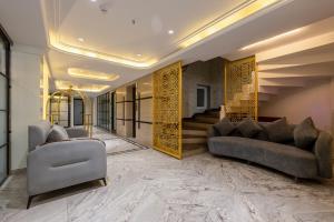 Hotel Anu Plaza - Newly Built Hotel With Parking Just 6 Mins from Connaught Place ,New Delhi Railway Station & Metro Station