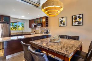 Cozy condo with loft, private balcony and gorgeous shared pool
